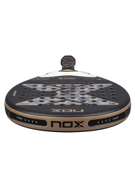 Pala Nox AT10 Luxury 18K Alum | Potencia y precisión