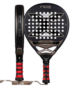 Pala de pádel Nox AT10 Pro Cup Hard 2026 - potencia y control con diseño profesional
