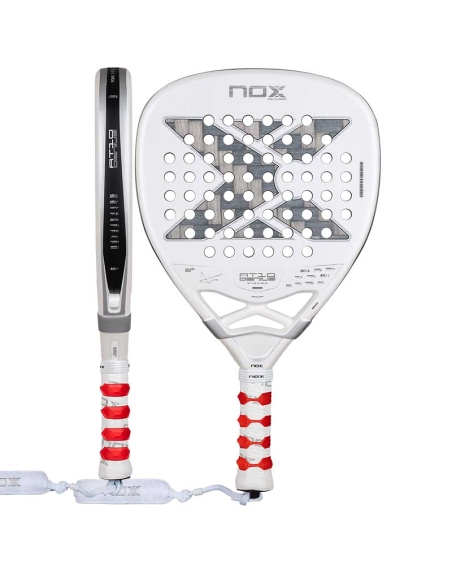 Pala Nox AT10 Genius Attack 12K Alum Xtrem, diseñada para jugadores profesionales que buscan potencia, agresividad .